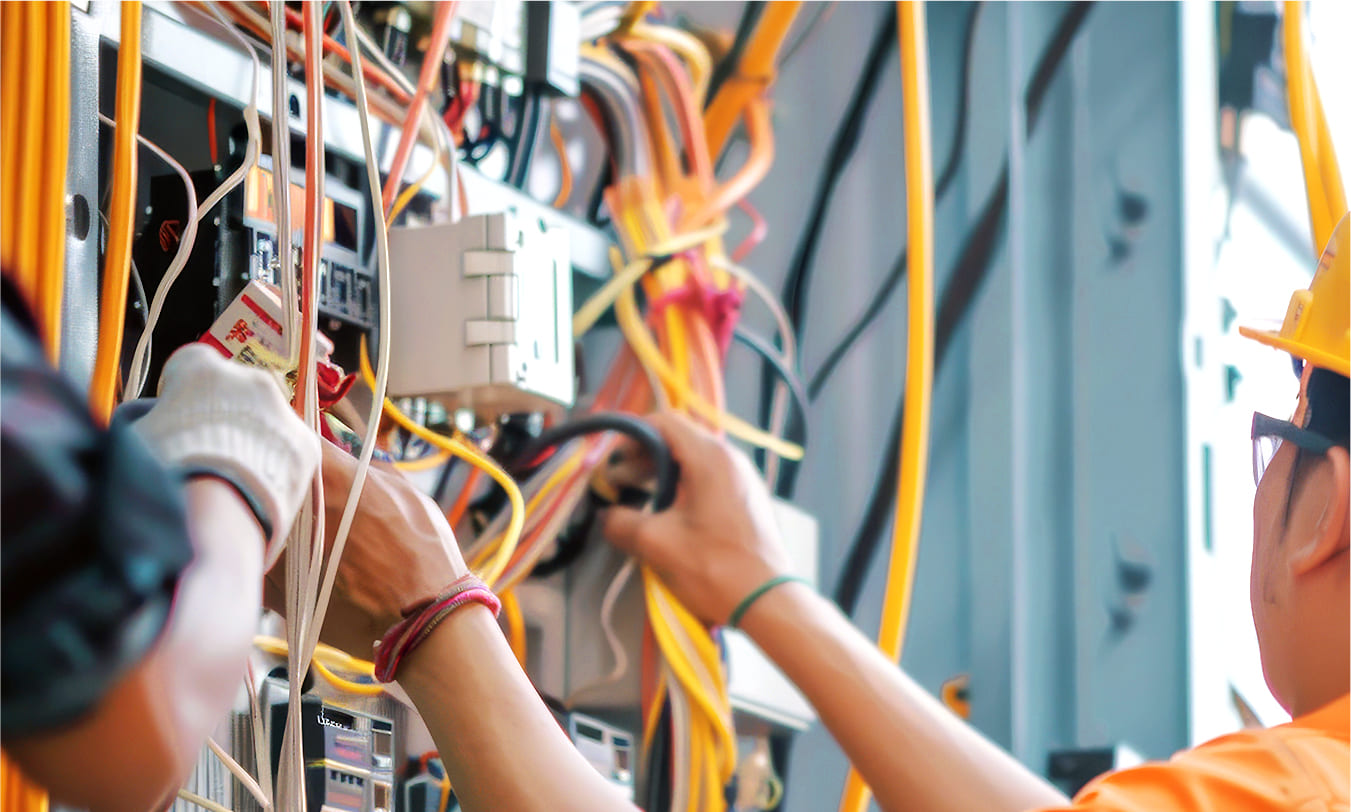 仮設電気工事を業者に任せる理由